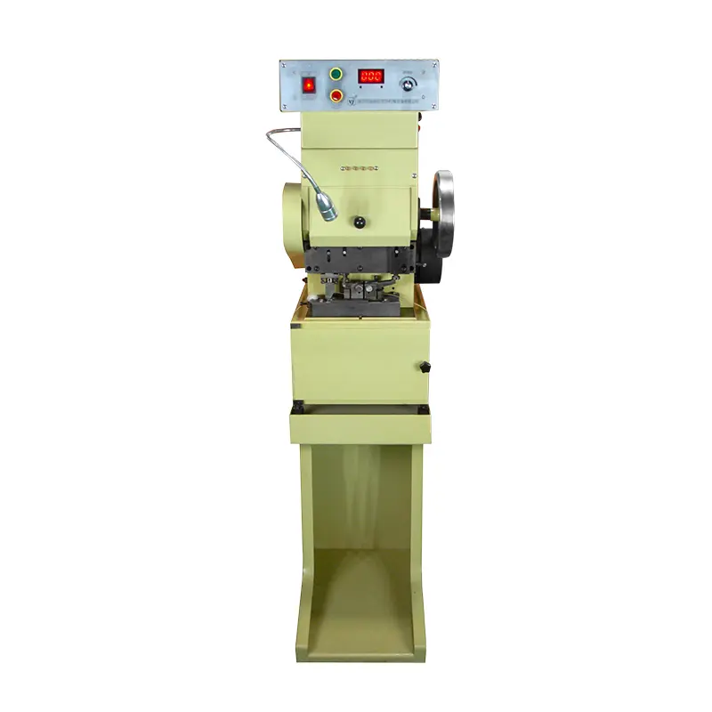 High speed automatic pushing and sealing macine