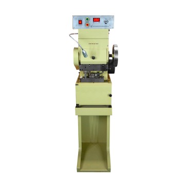 High speed automatic pushing and sealing macine